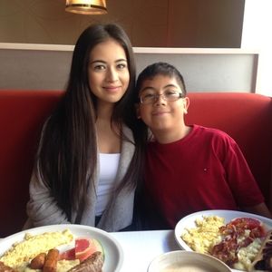 Meet your Posher, Alexandra